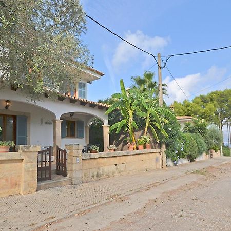 Boreal House Alcudia  Bagian luar foto