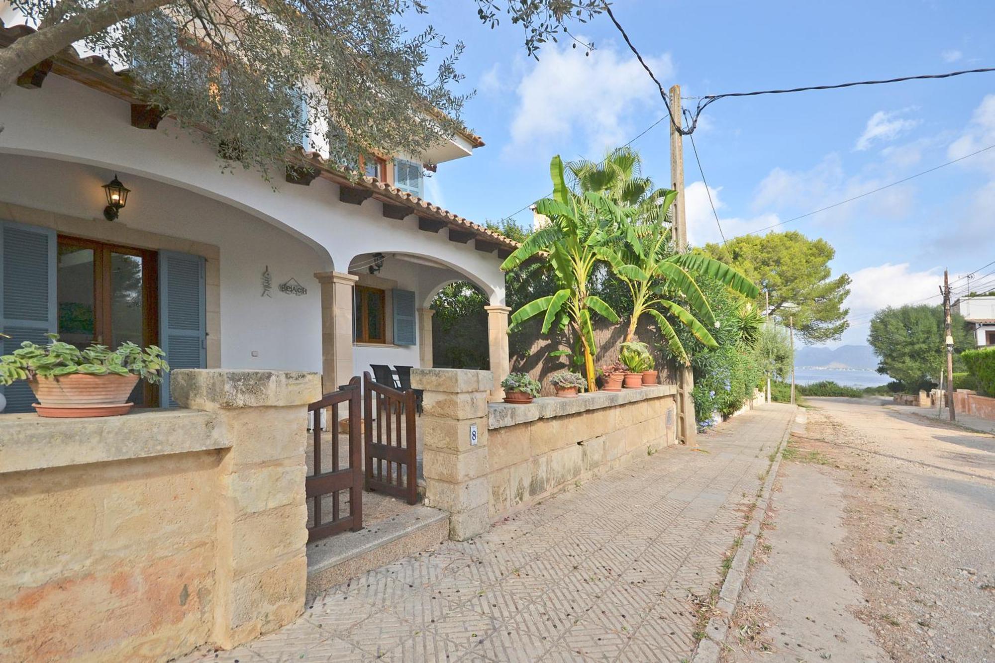 Boreal House Alcudia  Bagian luar foto