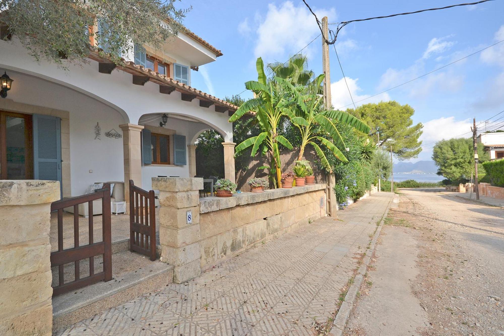 Boreal House Alcudia  Bagian luar foto
